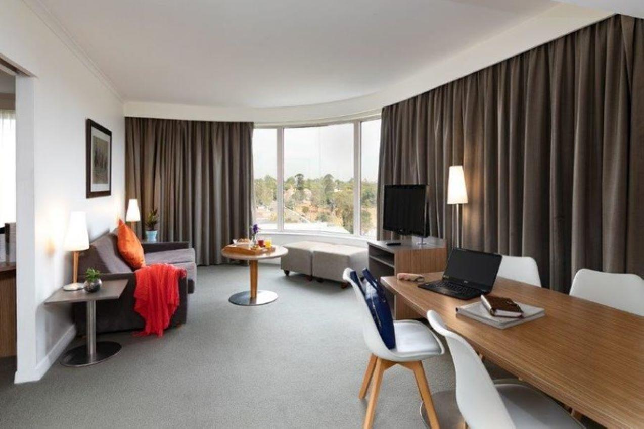 Mercure Sydney Parramatta Rosehill Extérieur photo