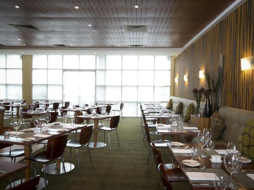 Mercure Sydney Parramatta Rosehill Extérieur photo