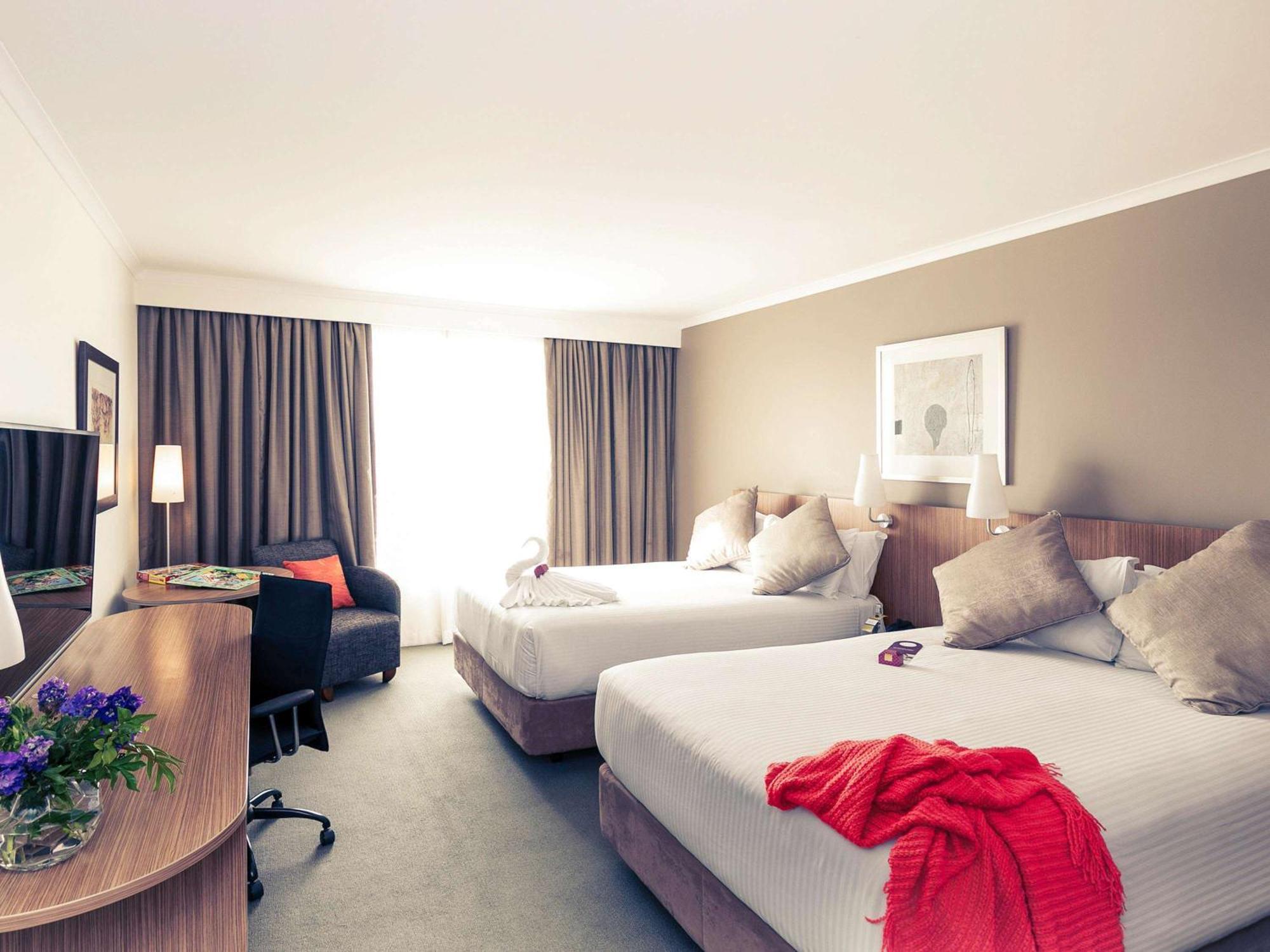 Mercure Sydney Parramatta Rosehill Extérieur photo