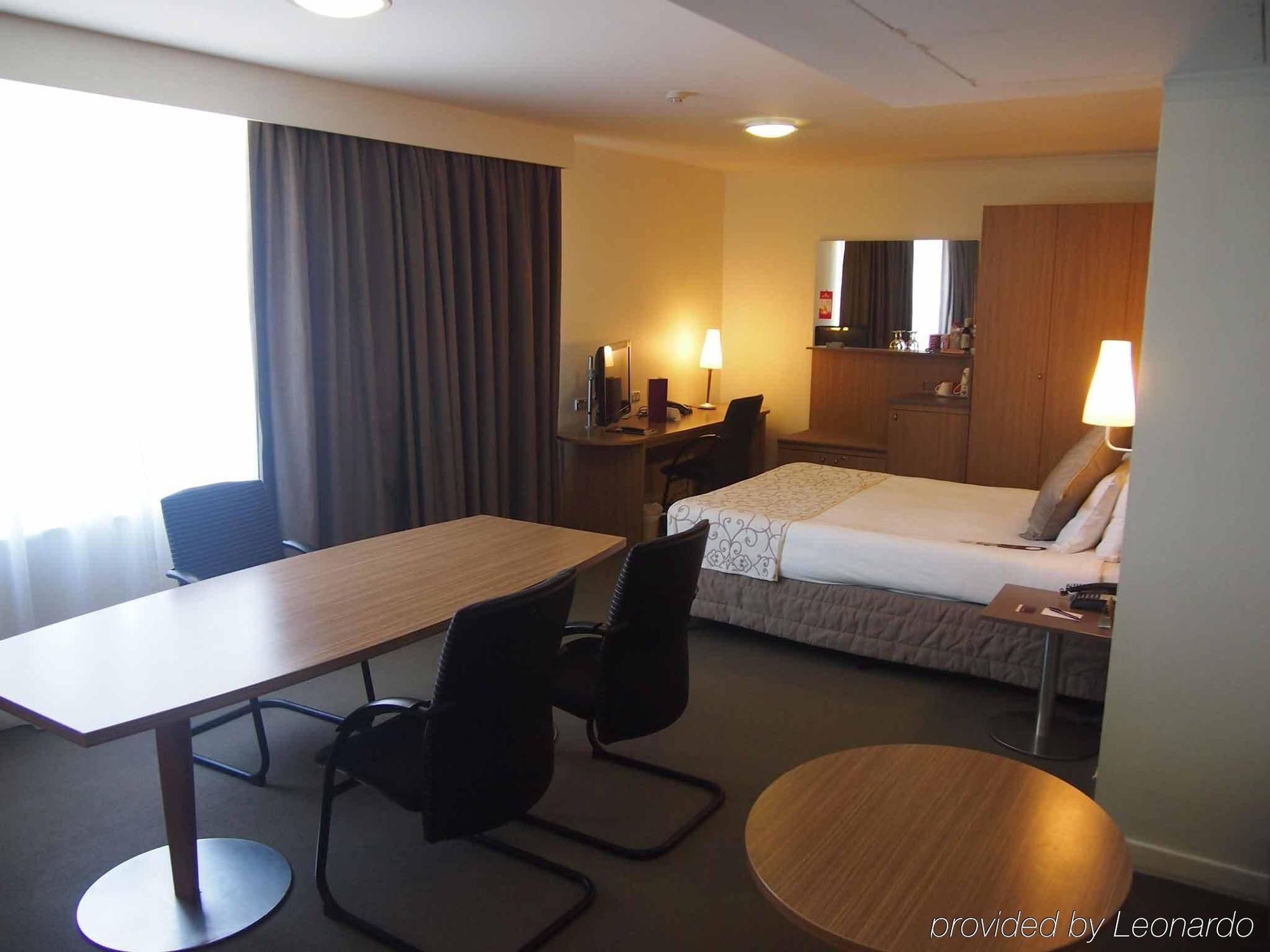 Mercure Sydney Parramatta Rosehill Extérieur photo