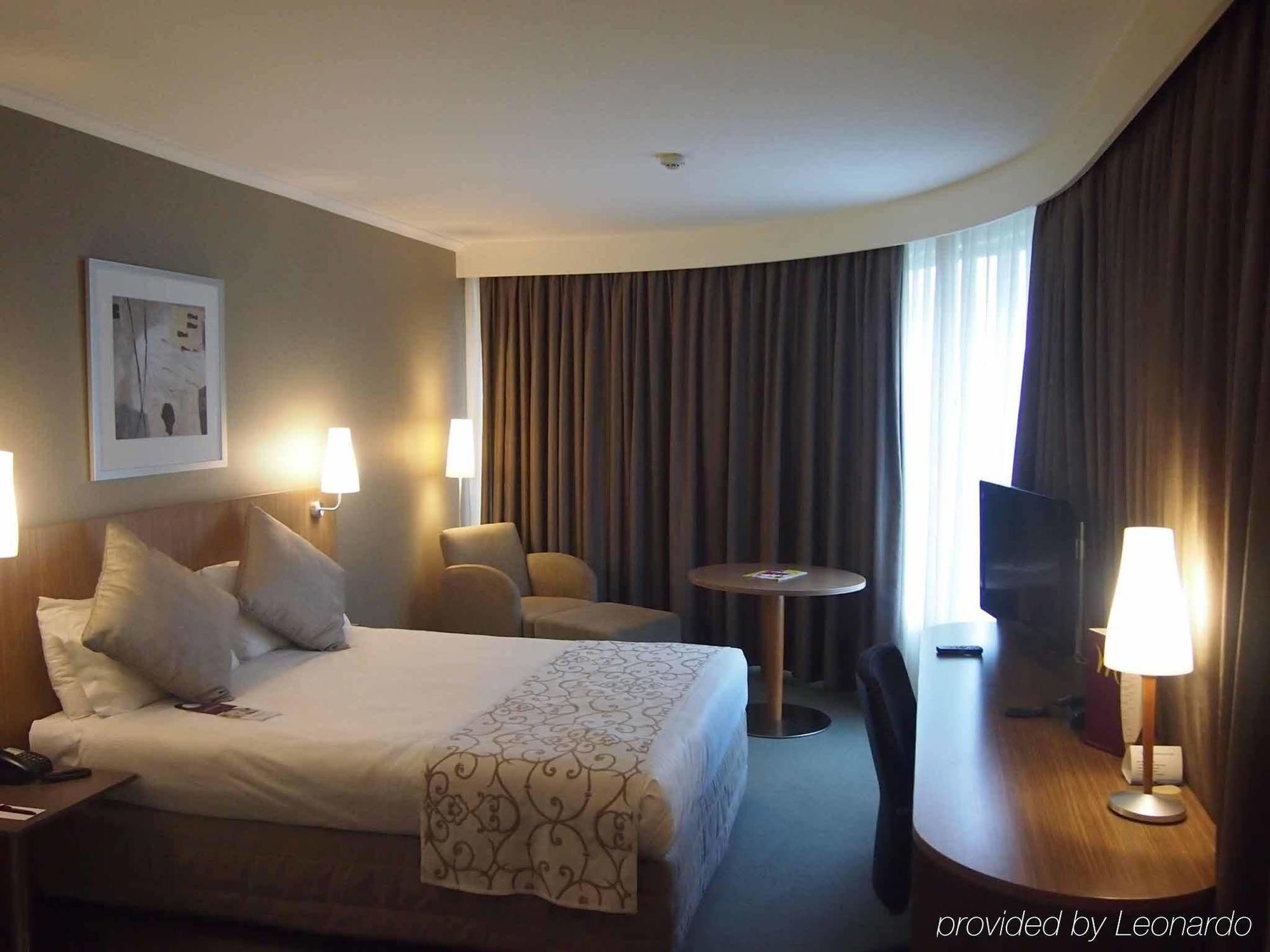 Mercure Sydney Parramatta Rosehill Extérieur photo